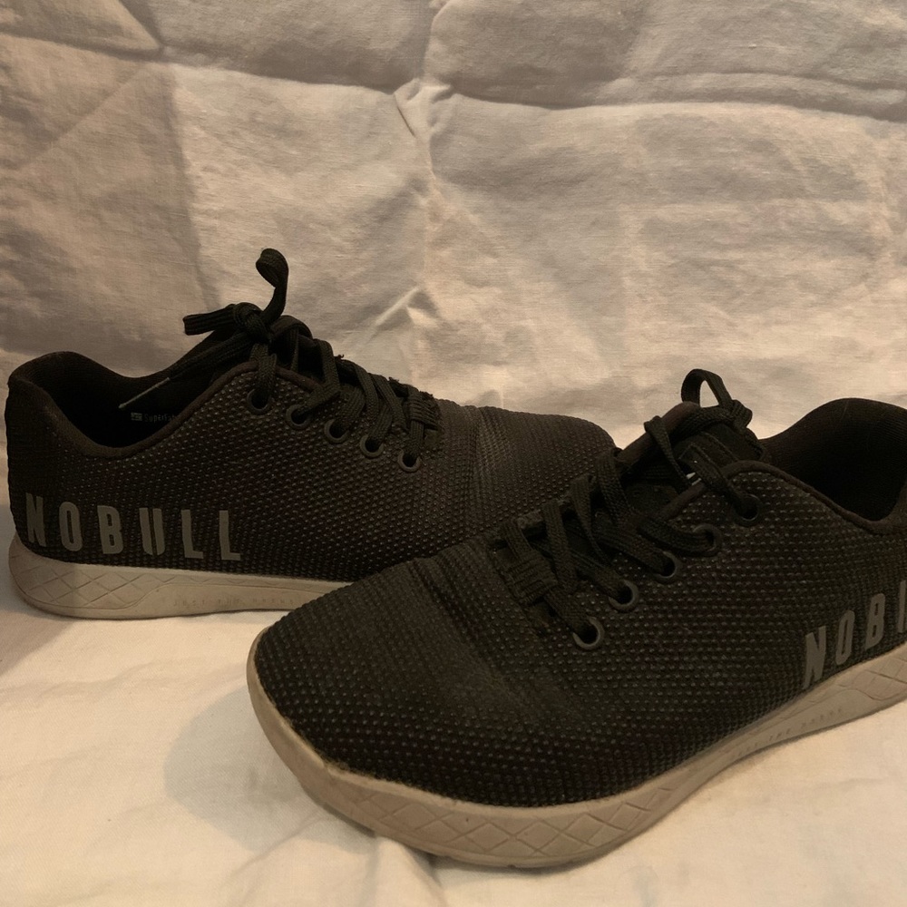 NOBULL women’s sneakers